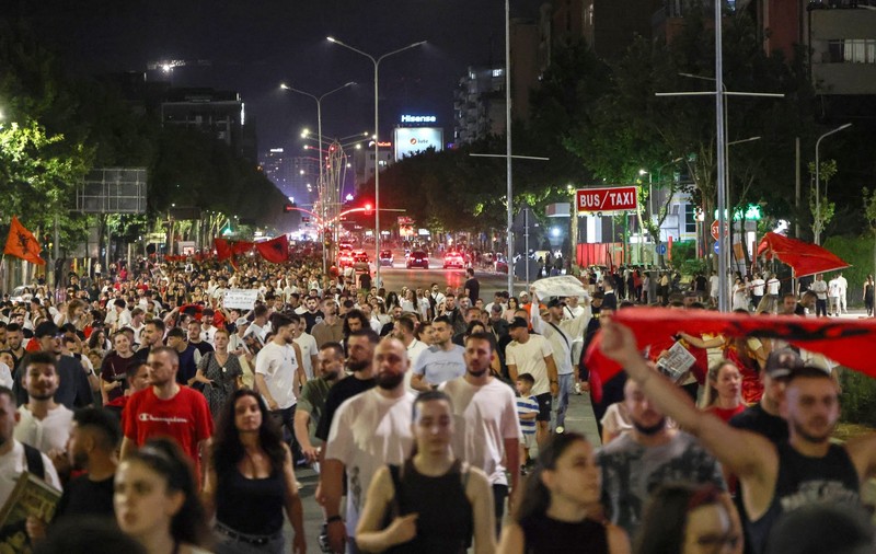 Albania, sub „Revoluția Flamingo”. Proteste au loc zilnic față de un complex hotelier dorit de Ivanka Trump și Jared Kushner: „Ne va distruge natura”