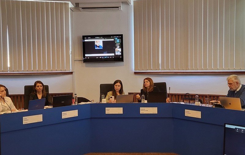 Trei televiziuni din România au fost închise în aceeași zi. Motivul pentru care CNA le-a retras licența