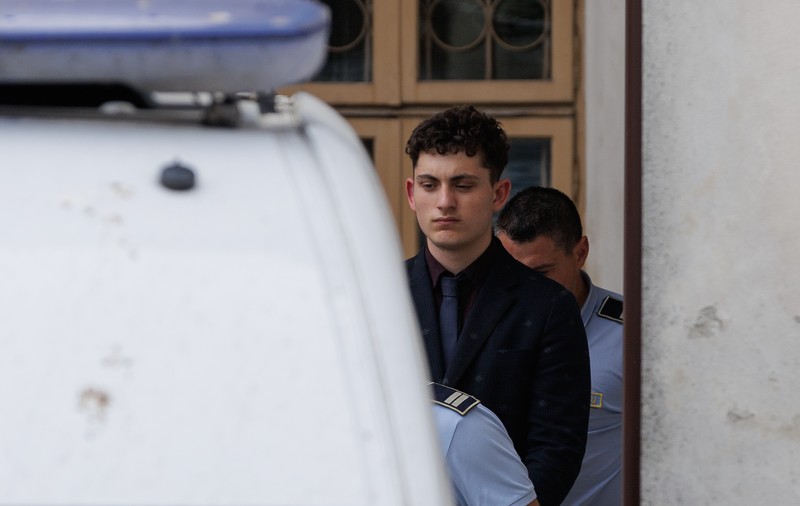 Avocații lui Vlad Pascu susțin că tinerii uciși în tragedia de la 2 Mai erau beți. Autorul accidentului rămâne în arest preventiv