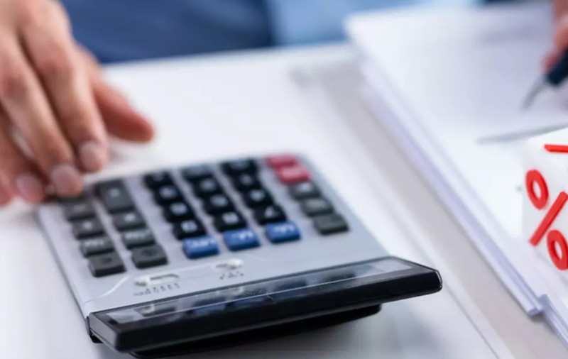 Creditele de consum contractate de români au atins un record istoric în 2024