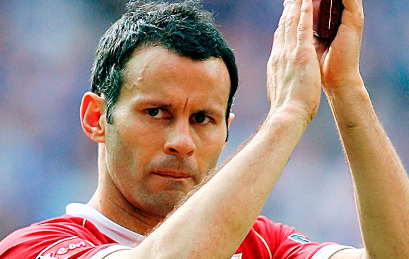 Fotbalistul Ryan Giggs s-a iubit, timp de opt ani, cu soţia fratelui său