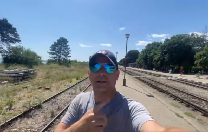 Ajuns într-o  stațiune celebră de la mare, Dan Negru a rămas îngrozit de ceea ce vede: „Ăștia suntem! Așa arată în 2022”