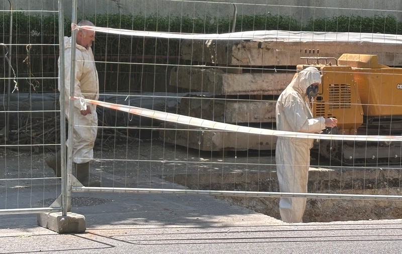 „Gaura mare e bună! Găurica, nu!”. Reportaj din groapa de la Termoficare 