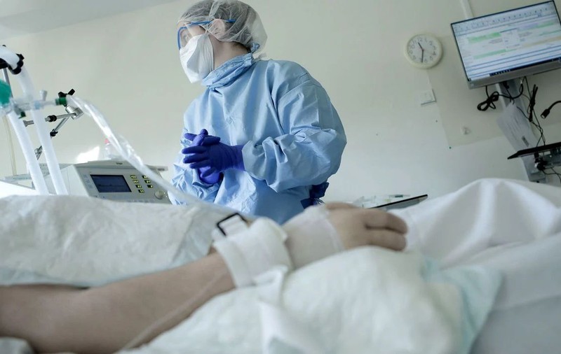 Mărturia unui medic asiato-american: „Lupt în prima linie a două războaie - împotriva coronavirusului și împotriva rasismului”