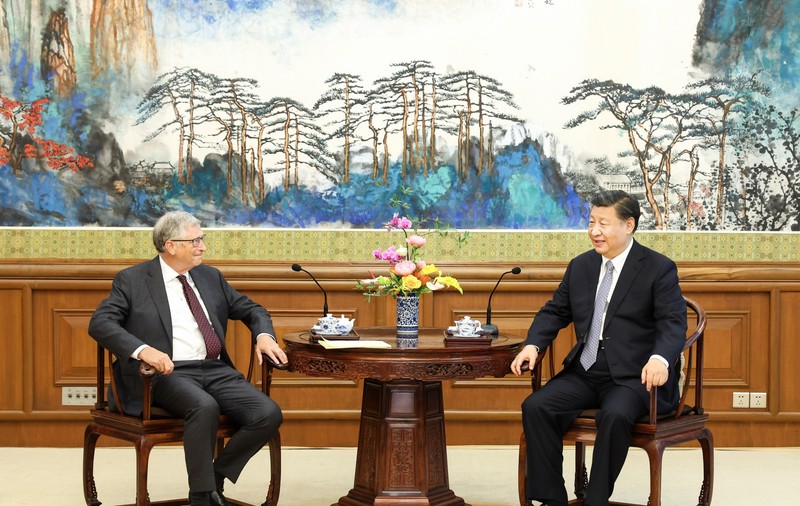 Bill Gates, întâlnire cu liderul chinez Xi Jinping, la Beijing. „Sunteți un vechi prieten de-ai noștri”
