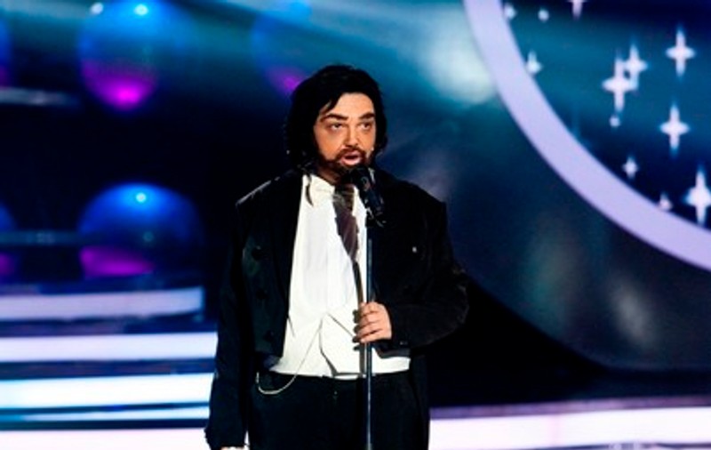 Uau! La asta nu te-ai fi așteptat! Ai idee cine este DOAMNA care îl imită așa bine pe Pavarotti?