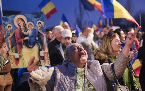 Cum funcționează „CG Post și Rugăciune” grupul online unde susținătorii lui Călin Georgescu sunt mobilizați pentru „războiul divin” și proteste