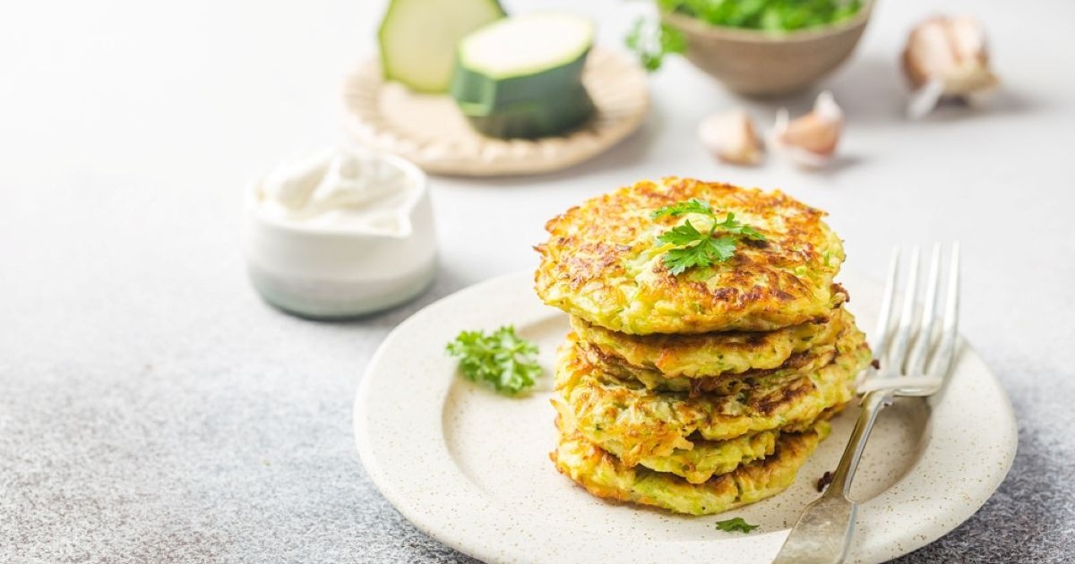 Chiftele de dovlecei – kolokithokeftedes- rețeta grecească originală