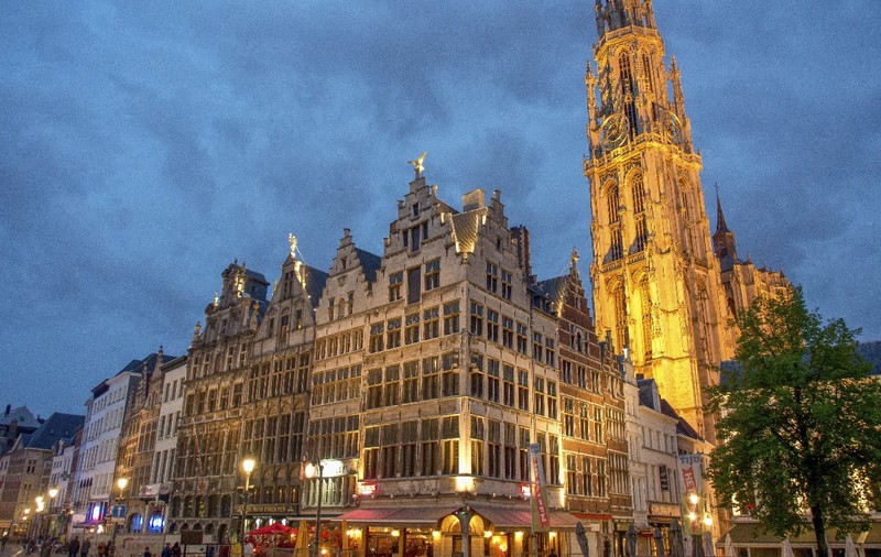 Un oraș istoric din Belgia, desemnat cel mai bun loc de vizitat din Europa în aprilie