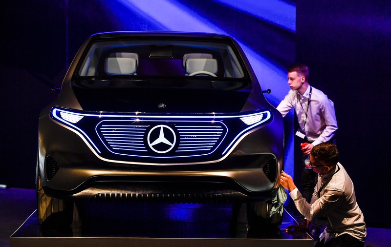 Mercedes ar fi trișat la testele de poluare cu ajutorul unui soft, la fel ca Volkswagen