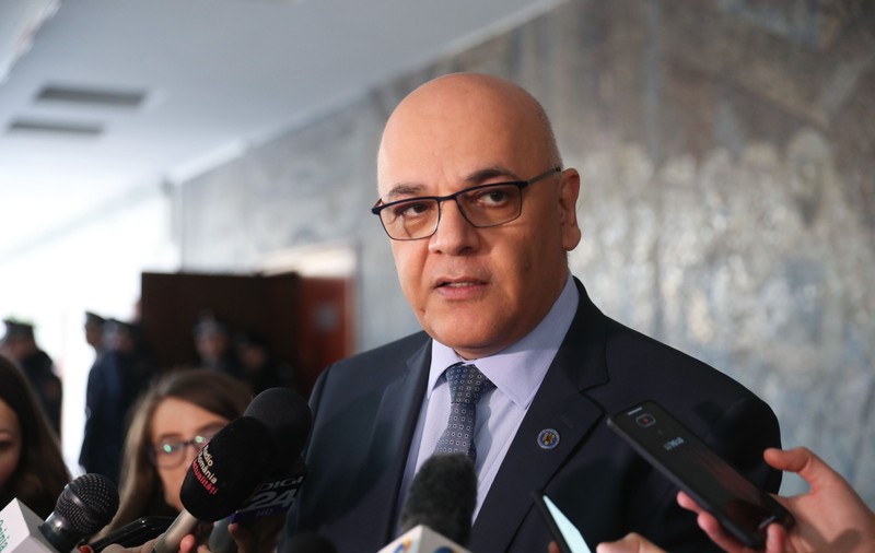 Obrăznicia statului. Nu este adevărat că 70% din apeluri sunt false