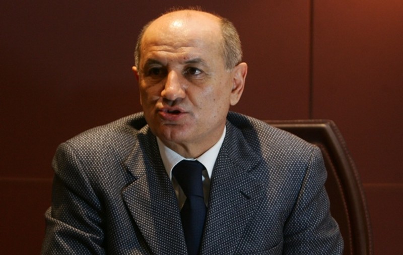Rapidistul Copos, scos din sărite de impresarii argentinianului Sotelo