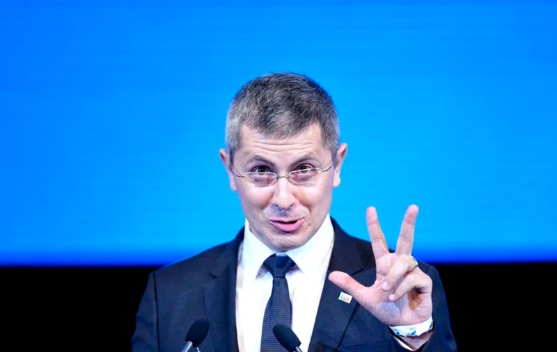 Dan Barna cere referendum intern în USR, pentru clarificare doctrinară. Replica lui Mihai Goţiu: "Sper să o facă cu demisia pe masă!"