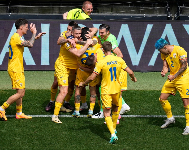 România – Ucraina 3-0. Prima victorie după 24 de ani la un turneu final de Campionat European. Stanciu, R. Marin și Drăguș, goluri de generic