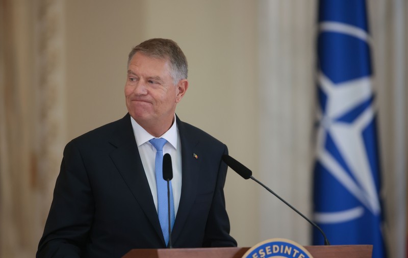 Iohannis, întrebat dacă se retrage din cursa pentru șefia NATO: „Mâine veţi fi integral lămuriţi. Considerați că acesta a fost un non-răspuns”