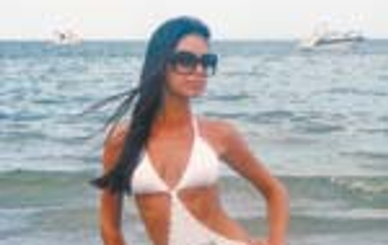 Natalia Mateut a facut furori pe plaja