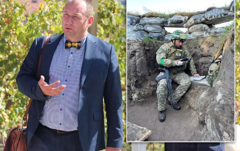 Profesorul ucrainean devenit viral după ce a ținut cursuri din tranșee a fost numit ambasador în Ungaria