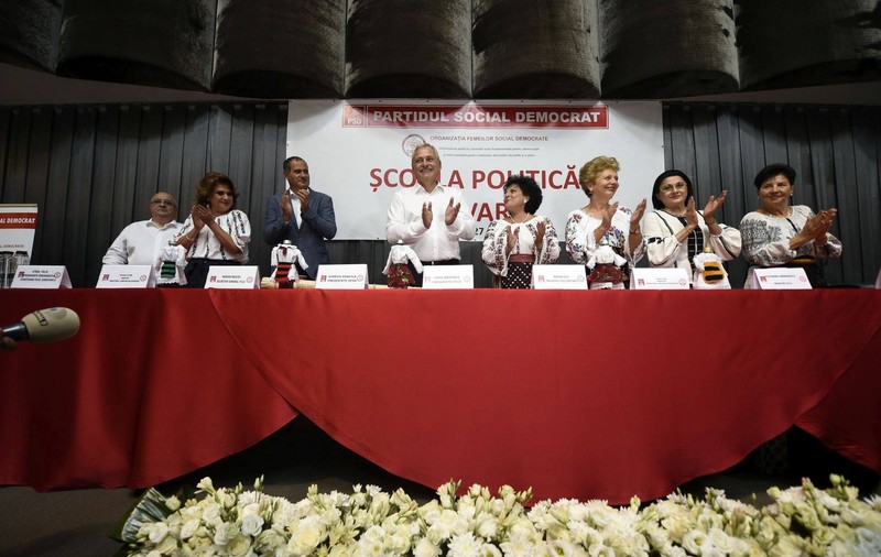 Miniștrii, întâlnire informală la Sinaia cu Liviu Dragnea; Se stabilește planul politic pentru toamnă