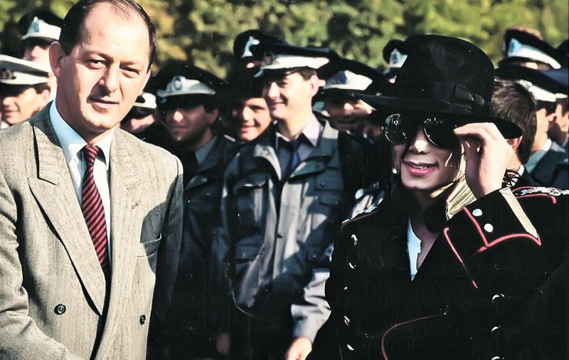 Mihai Tatulici îşi aminteşte întâlnirea cu Michael Jackson: «Am avut senzaţia că mâna lui e din cretă»