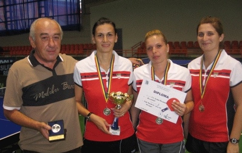Antrenorul de tenis de masă Aurel Ovanez a făcut infarct și a murit în timp ce urmărea semifinala Halep - Pliskova!