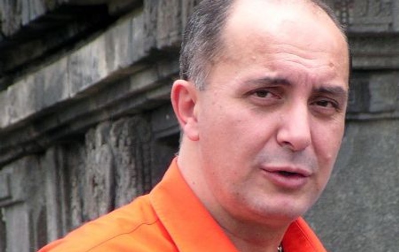 Miliardarul Popoviciu, reţinut de DNA