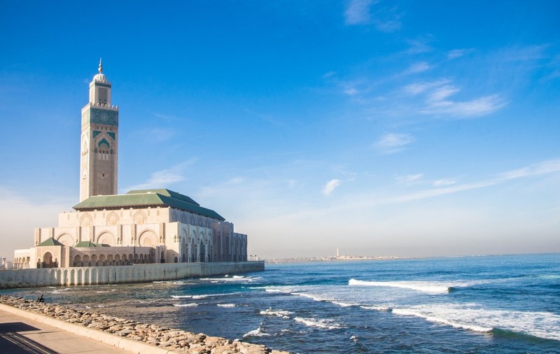 (P) Experiențe unice de vacanță într-un circuit în Spania și Maroc
