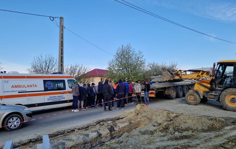 Accident de muncă în Bacău. Doi muncitori au murit striviţi de o bucată de beton