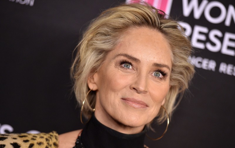 Confesiunile dureroase ale lui Sharon Stone. "Oamenii m-au tratat într-un mod brutal, după accidentul cerebral"