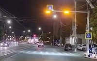 Prima trecere de pietoni inteligentă din Bucureşti a fost amenajată pe Șoseaua Chitilei - Strada Prahova, în Sectorul 1