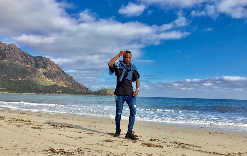 Înainte și după Christ. Kouadio, fundașul de la Poli Iași, a fugit de războiul civil din Coasta de Fildeș: „Am ajuns cu o barcă de refugiați în Sardinia”