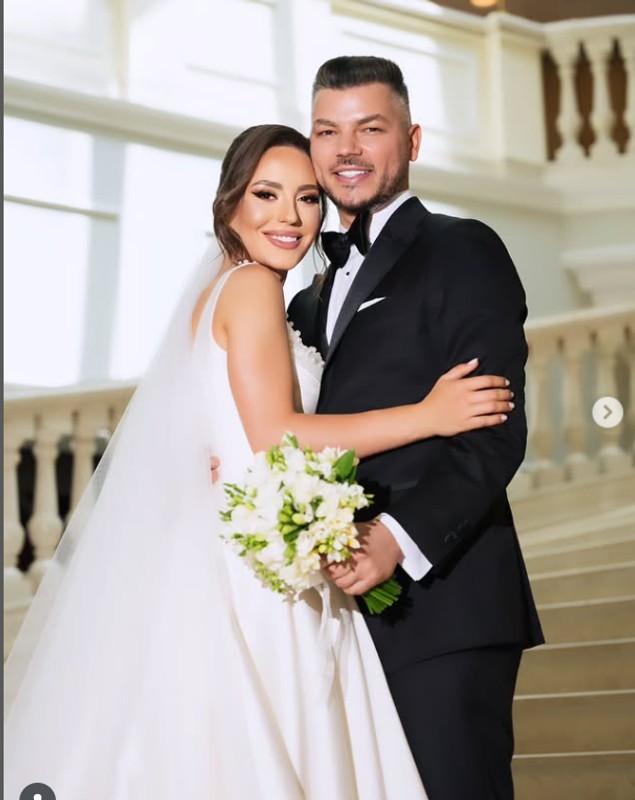 Valentin Luca și Roxana s-au căsătorit religios. Imagini de la nunta fostului finalist „Românii au talent”. „A fost cea mai frumoasă zi din viața noastră”