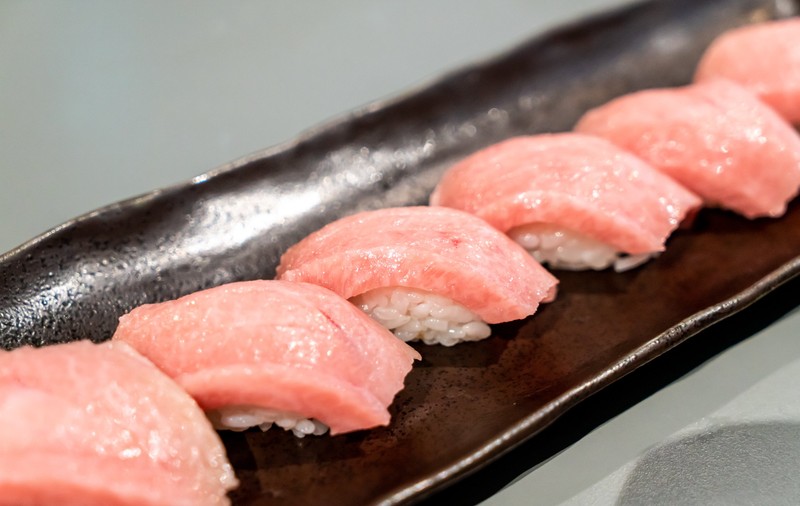 Trei persoane arestate în scandalul „sushi terorismului” din Japonia