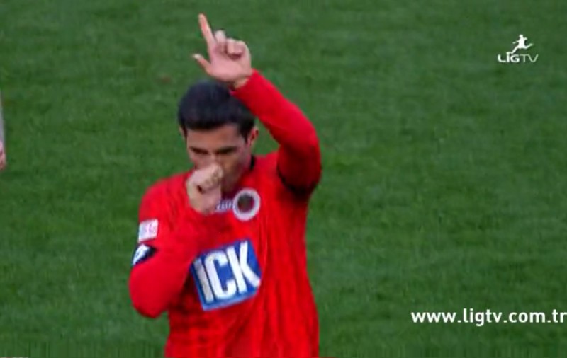 Atacantul Bogdan Stancu a marcat din nou împotriva fostei sale echipe Galatasaray. ”Motanul” turează motoarele pentru Euro 2016 / VIDEO