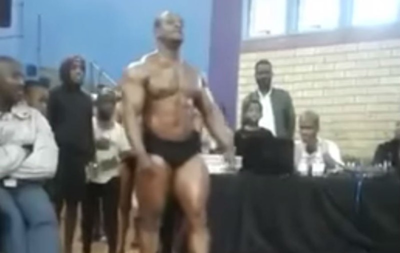 VIDEO| Un culturist a murit chiar când a urcat pe scenă