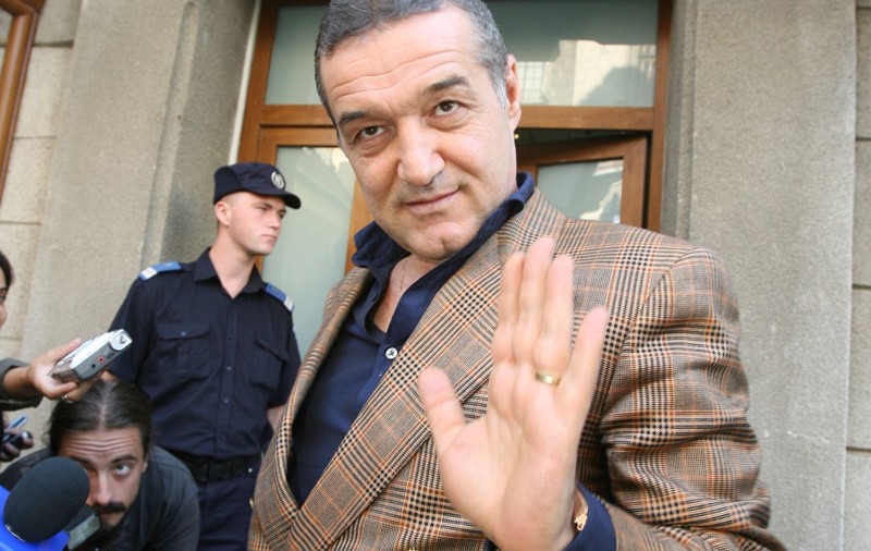 Steliştii vor fi penalizaţi