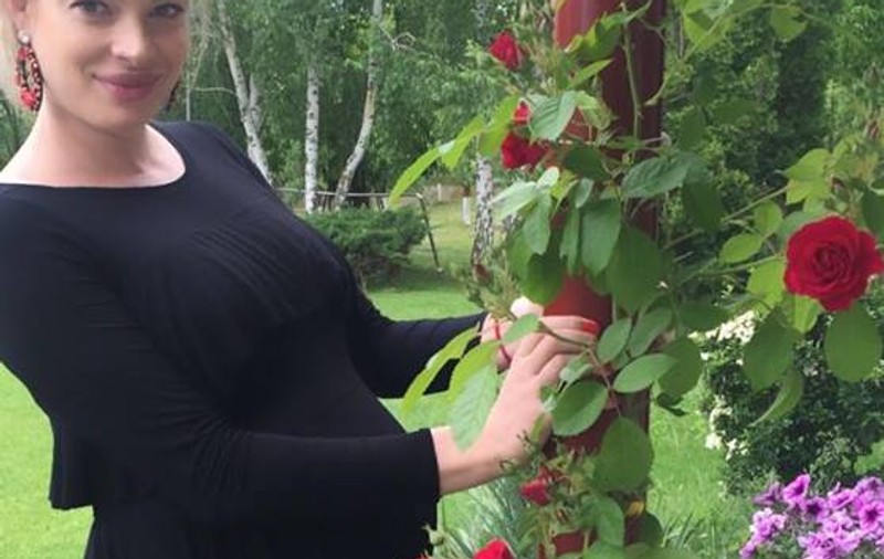 Se poate întâmpla dintr-un moment în altul. Valentina Pelinel, pregătită să nască. Cum a fost surprinsă viitoarea mămică