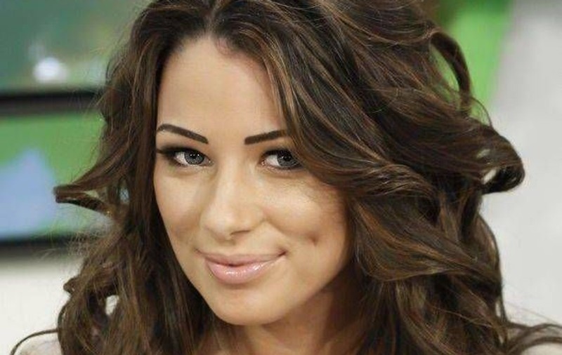 Vecina Roxana Vancea își caută iubit. Vezi cum vrea să fie!