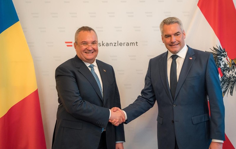 Nicolae Ciucă, întâlnire-surpriză cu cancelarul Austriei, Karl Nehammer: Vom avea foarte curând susținerea Austriei pentru intrarea deplină în Schengen! 