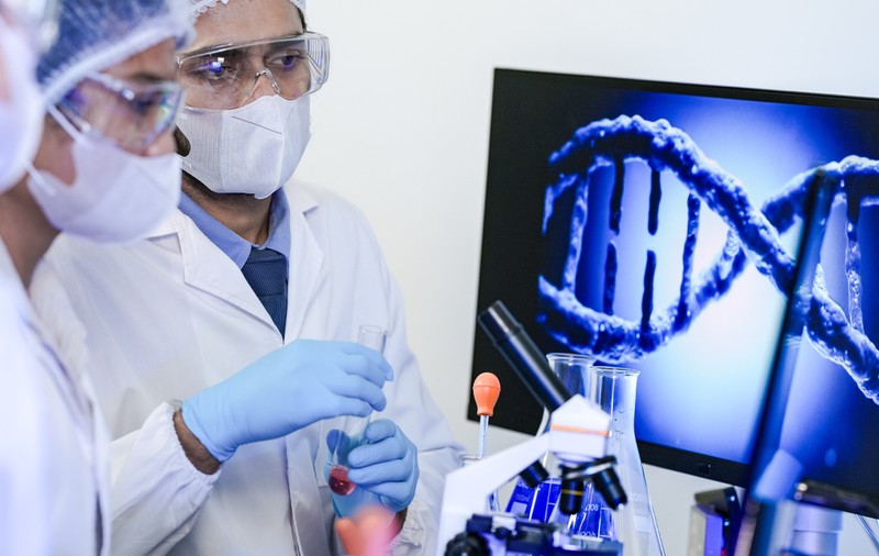Testare genetică gratuită pentru 20.000 de români: ,,Vrem să reducem odiseea diagnosticului de la șapte ani la trei săptămâni”