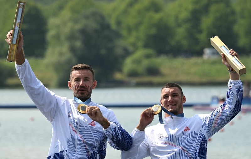 Cine sunt Andrei Cornea și Marian Enache, primii campioni olimpici români din istorie în probele masculine de vâsle