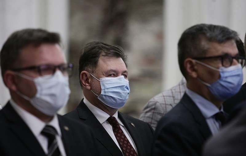 Rafila, primele declarații după ce a preluat Sănătatea: Să dăm o speranță oamenilor că găsim drumul spre normalitate