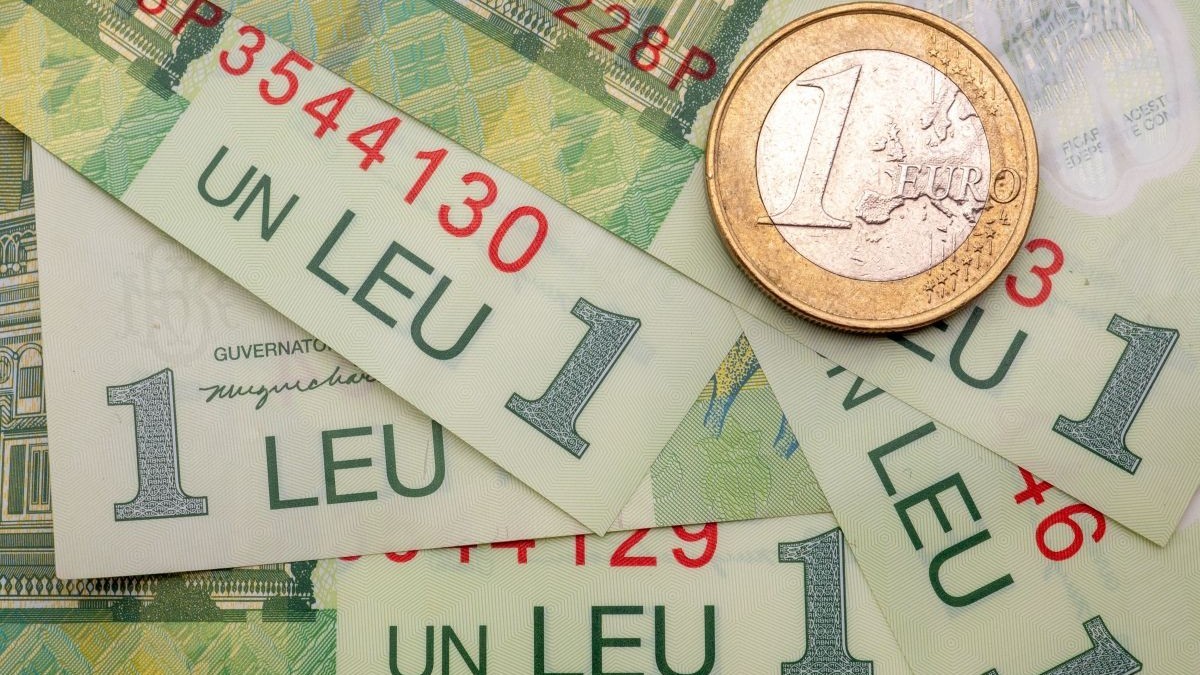 Cursul valutar. Foto: Shutterstock