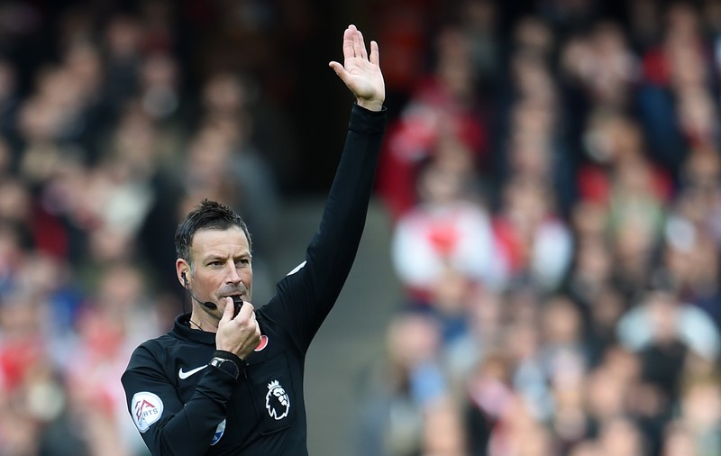 Arbitrul Mark Clattenburg părăseşte Premier League pentru un post în cadrul federaţiei din Arabia Saudită