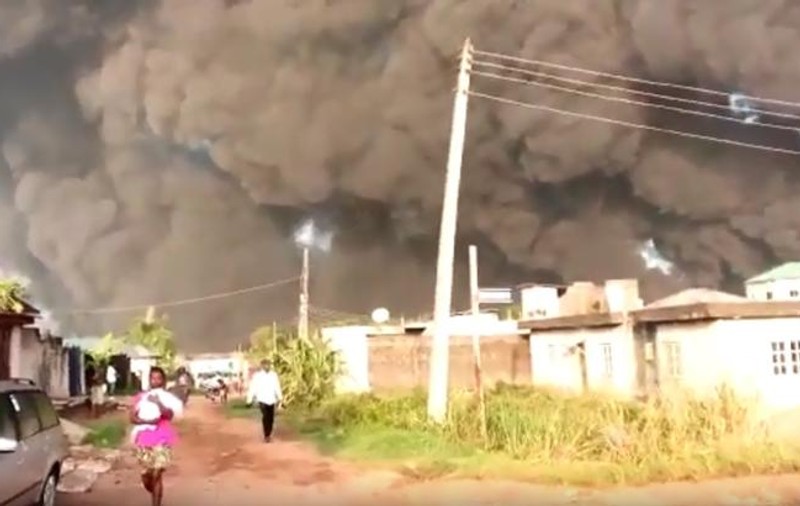 Un pastor a confundat apa sfințită cu benzina provocând explozia unui gazoduct din Nigeria