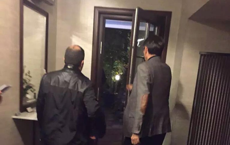 Fostul selecționer Victor Pițurcă s-a întâlnit luni seară, la București, cu un reprezentant al clubului Al Ittihad. ^Și-a reglat conturile sau se întoarce în Arabia Saudită, în locul lui Loți Bölöni?