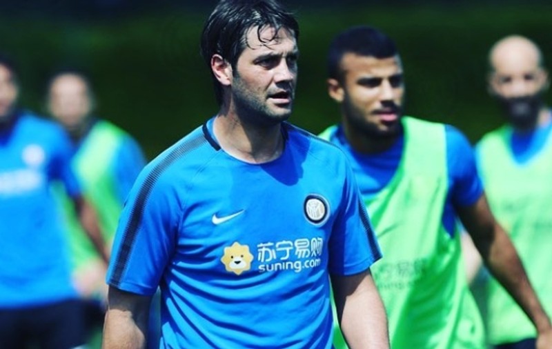 Cristi Chivu a cucerit primul trofeu ca antrenor. Echipa lui a umilit Barcelona
