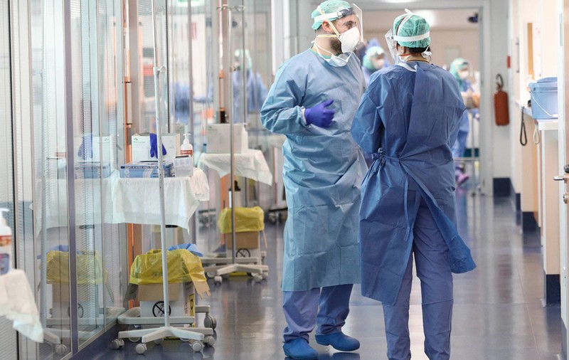 28 de manageri de spitale importante au fost înlocuiți în perioada COVID-19. Cel mai puțin au stat o zi, iar alții au fost schimbați de două ori
