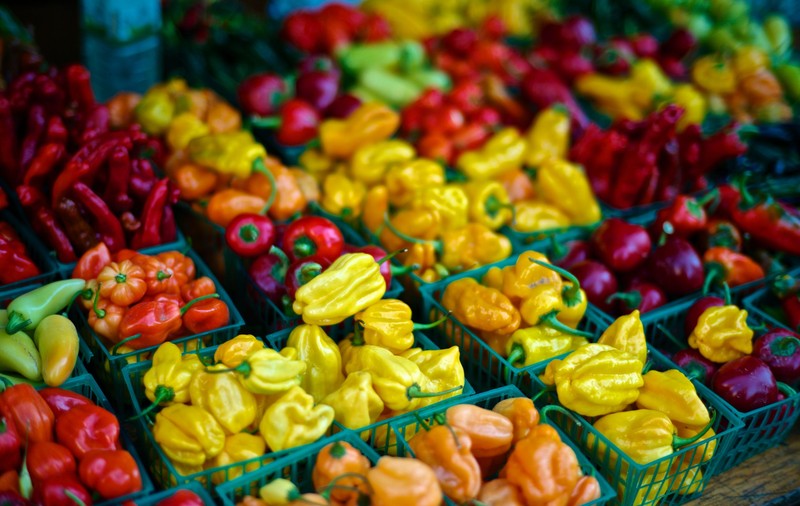 Franţa va interzice ambalajele din plastic pentru aproape toate fructele şi legumele din ianuarie 2022