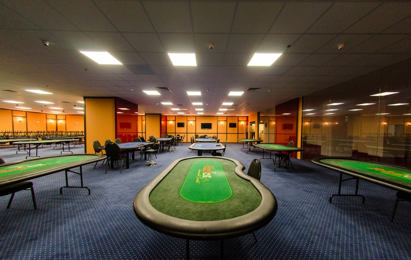 NEW ALL-IN! În București se deschide cel mai mare club de poker din sud-estul Europei!