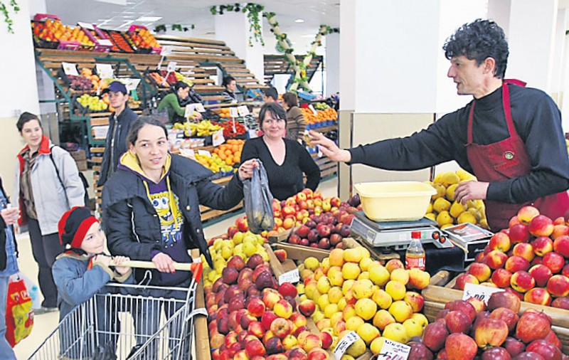 La piaţă cu căruciorul